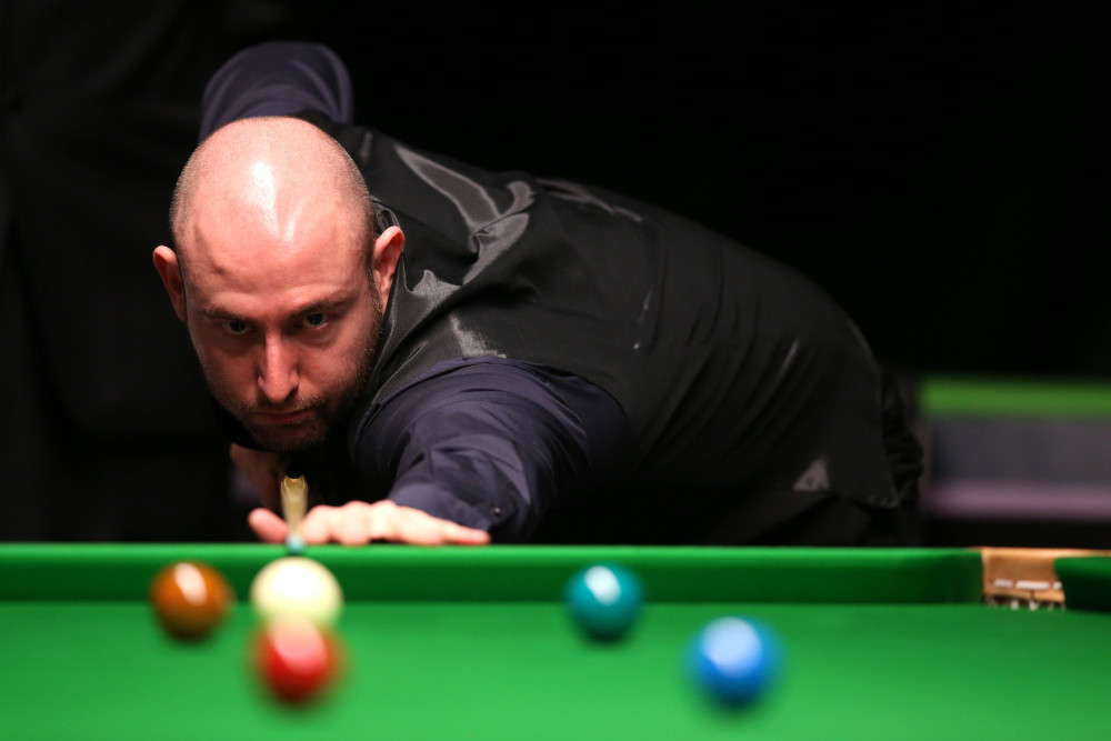 多次在男子 多次在男子