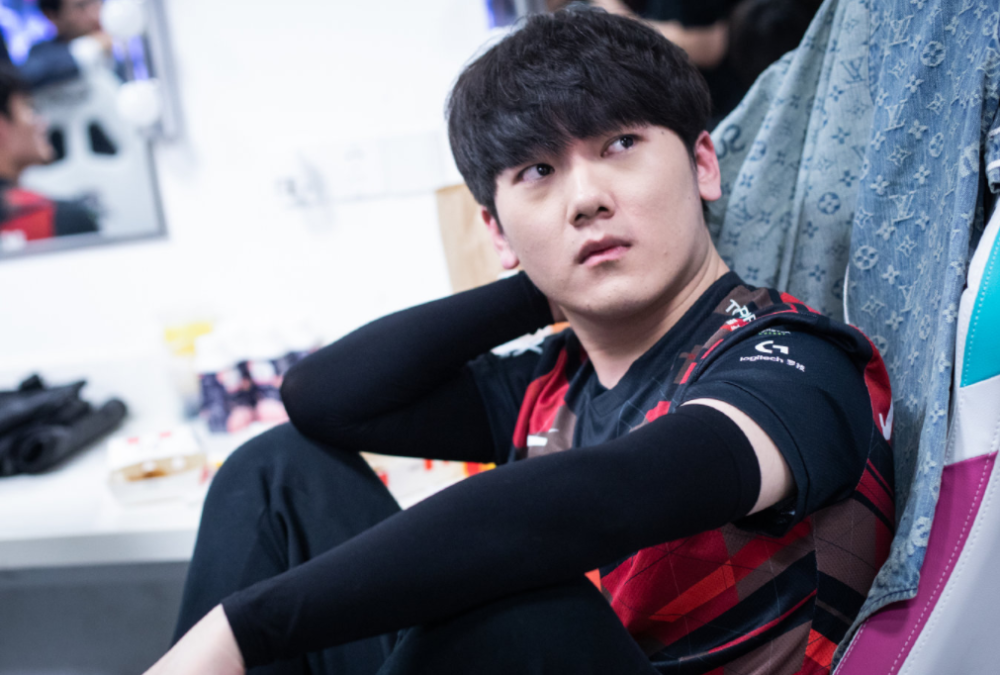 他的未来充 他的未来充